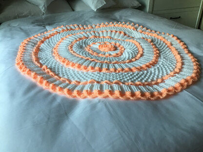 Chantilly Matelassé Crochet Baby Blanket