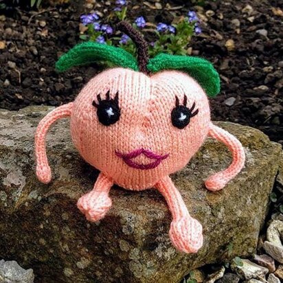 Prunella the Peach - knitting pattern
