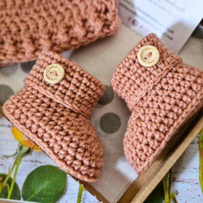 Button Baby Booties