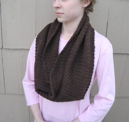 Easy Ribbed Cowl