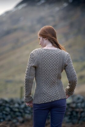 Stonethwaite Pullover in The Fibre Co. Lore - Downloadable PDF