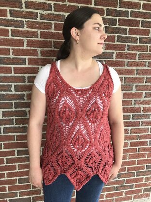 Traveling dropped stitches top