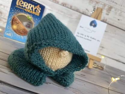 The Traitors Inspired Chocolate Orange Cover Knitting Pattern