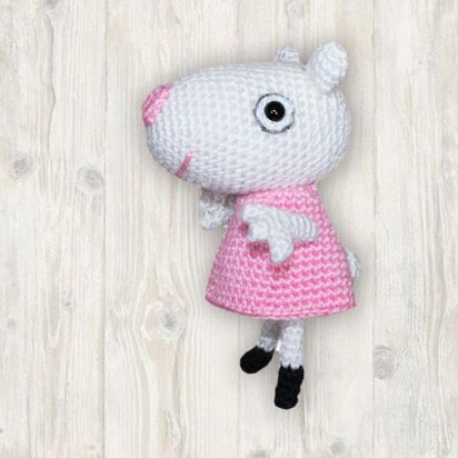 Suzy Sheep Crochet Pattern