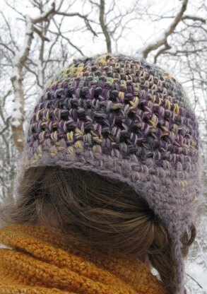 Winter Sunflower - a multi-yarn earflap hat