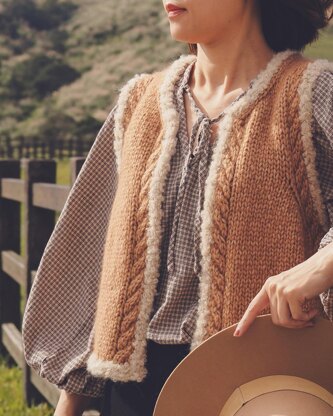 Fluffy Border Vest