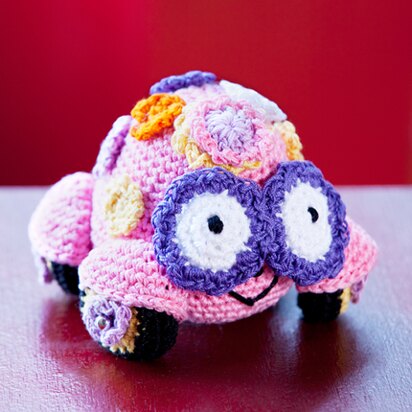 Love Bug Amigurumi in Aunt Lydia's Metallic Crochet Thread Size 10 - LC2574