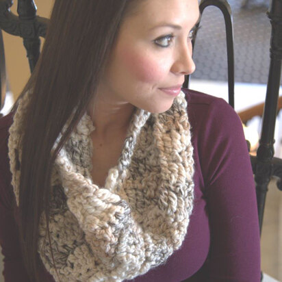 Crochet Muffler in Plymouth Yarn Encore Mega Colorspun - F632 - Downloadable PDF