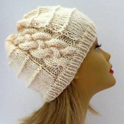 Brie An Easy Cable Hat
