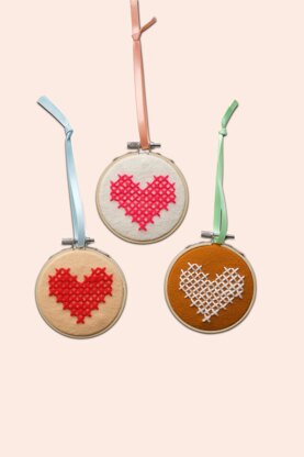Cotton Clara Heart Cross Stitch Felt Hoops Kit - 9cm