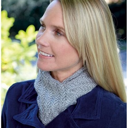 678 Traveling Scarf - Knitting Pattern for Women in Valley Yarns Colrain