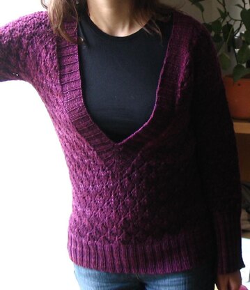 Selene Pullover