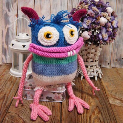 Knitted Bansen Monster