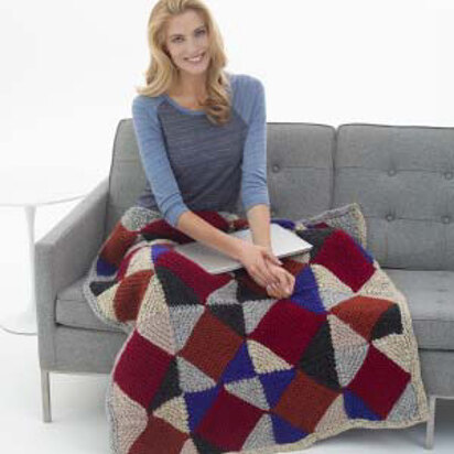 Diagonal Squares Throw in Lion Brand Wool-Ease Thick & Quick - L40172