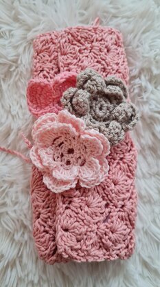 Lace Hook Case