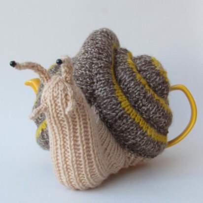 Garden Snail Tea Cosy Knitting Pattern