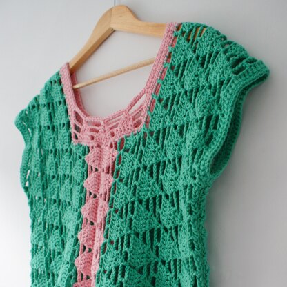 Summer Solstice Top Crochet pattern by Dora Does | LoveCrafts