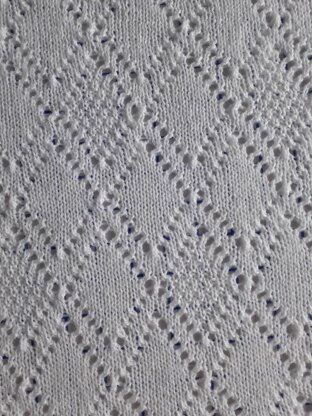 Diamond lace shawl