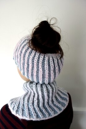 Messy Bun Brioche Hat&Cowl Set