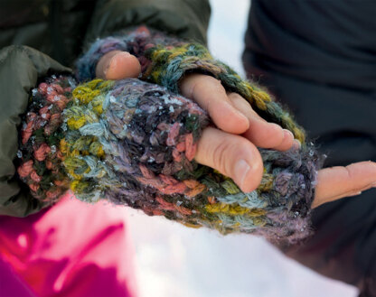 Mount Stanley Wrist Warmers  in Schachenmayr Lova