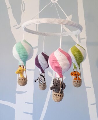 Hot air balloon baby mobile