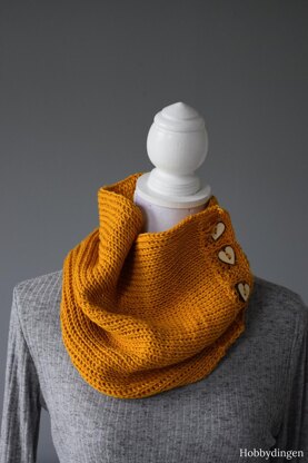 Ruska Cowl