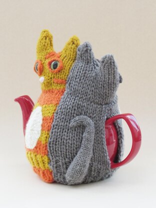 Tail of Two Kitties Tea Cosy