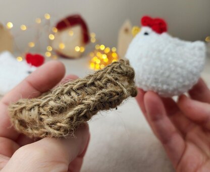 Mini plush chicken in basket