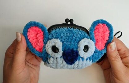 Coin Purse With Keychain Cat Hello kitty Stitch Bee