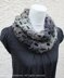 Domino infinity scarf