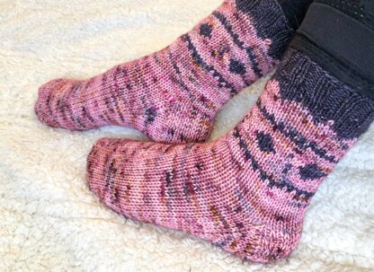 PinkMaiden Castle Socks