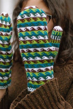 Kirsten Kapur Designs Kanagawa Mittens PDF