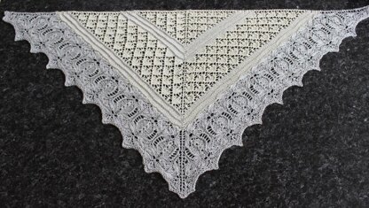 Pierina shawl