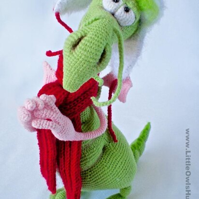 026 Dragon with a hat and scarf Ravelry