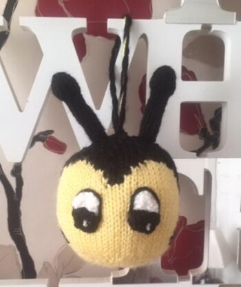 Bee Door Hanger Bauble