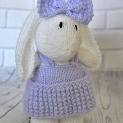 Muffin the Rabbit - knitting pattern