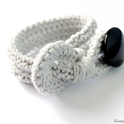 Bracelet With Button