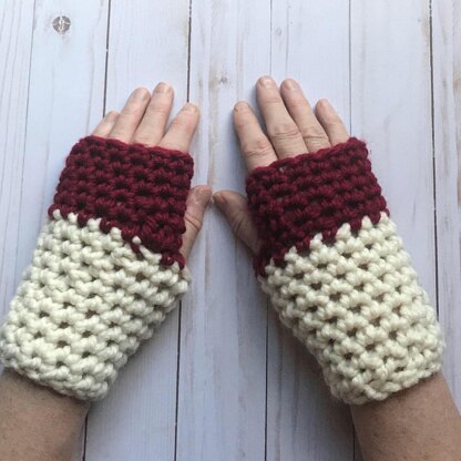 Short and Chunky Fingerless Gloves