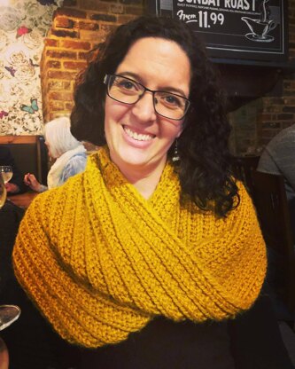 Mustard Twisted Snood