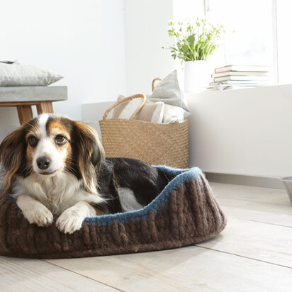 Dog Bed in Schachenmayr Wash+Filz-it! Big color and Wash+Filz-it! Big - F0067