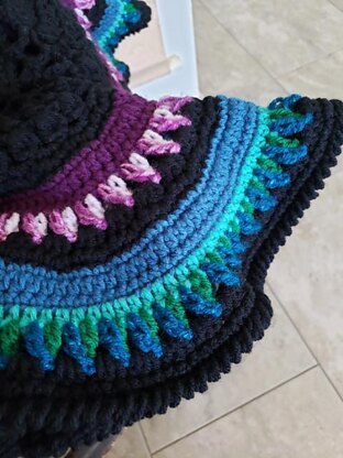 Kaleidoscope Magic Poncho Crochet Pattern and Tutorial