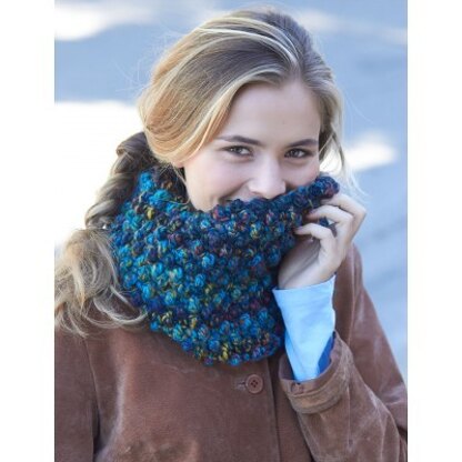 Faux Popcorn Cowl in Patons Colorwul - Downloadable PDF