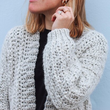 Chunky Wheat Petals Cardigan