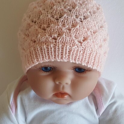 Molly - 4ply lace hat for baby