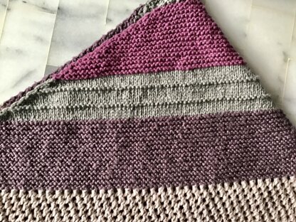 Easy Goes It shawl