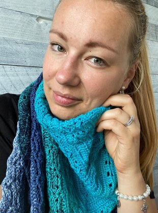 The Ocean Waves Shawl