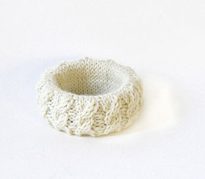 Cable Bracelet in Lion Brand Wool-Ease