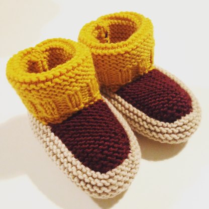 Baby booties in Autumn colours