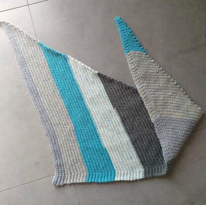 Bias Triangle Shawl