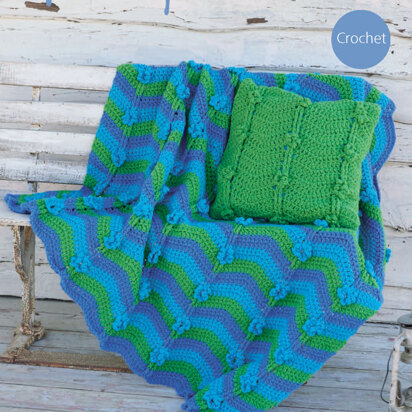 Throw and Cushion Cover in Hayfield Chunky with Wool - 8022 - Downloadable PDF